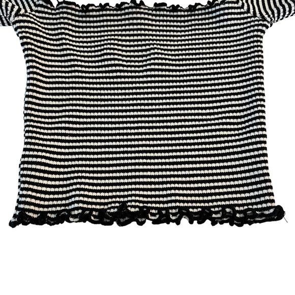 NWOT Women's Windsor Cropped Stripped Top - Picture 9 of 11